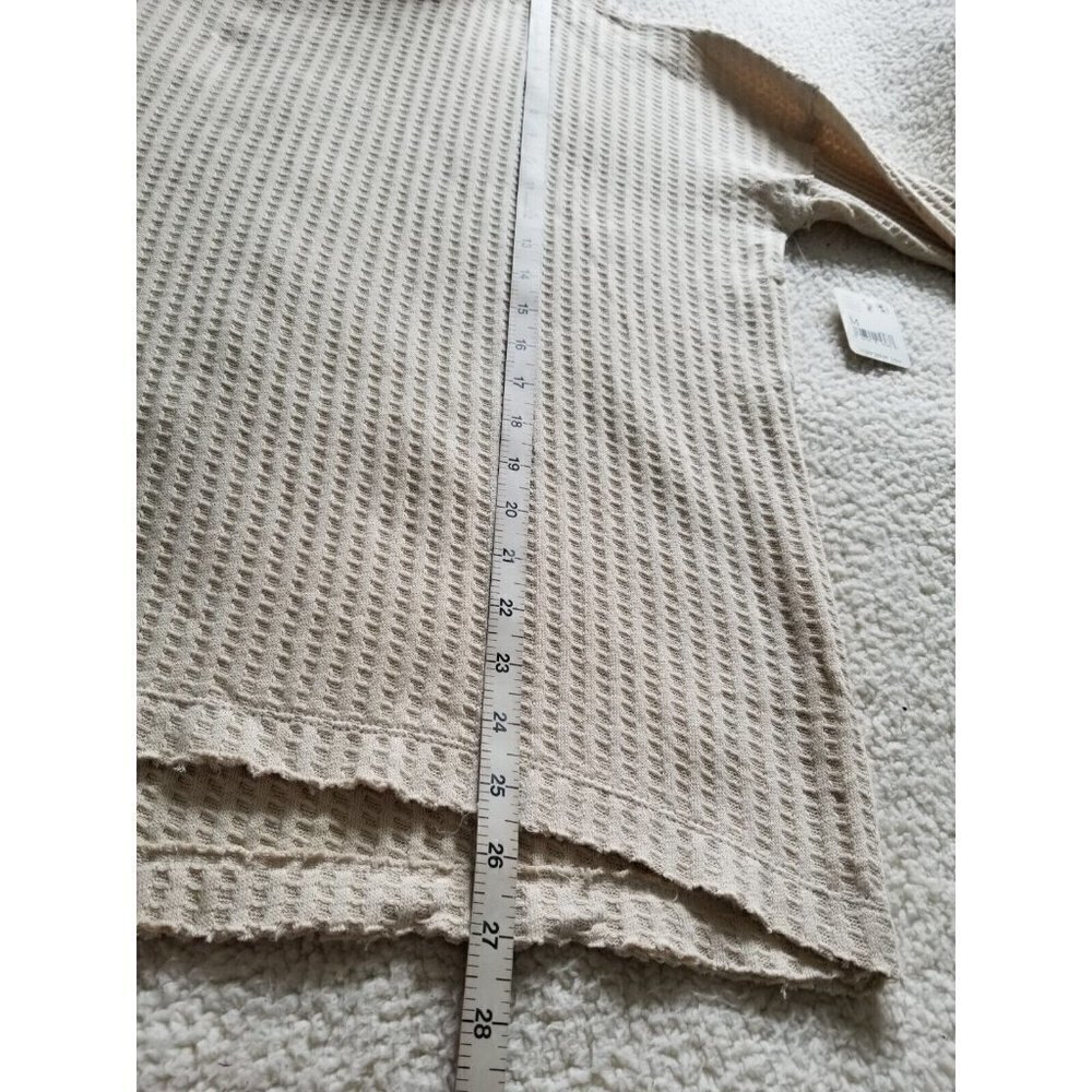 Free People Juicy Long Sleeve Stone Cold Beige Waffle Knit Cowl Neck Size M - Picture 9 of 9